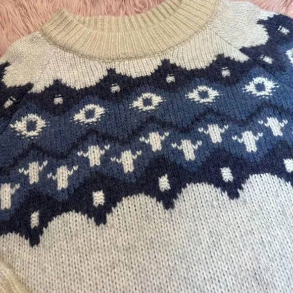 Aerie Chunky Knit Oversized Nordic sweater size small - Picture 6 of 7